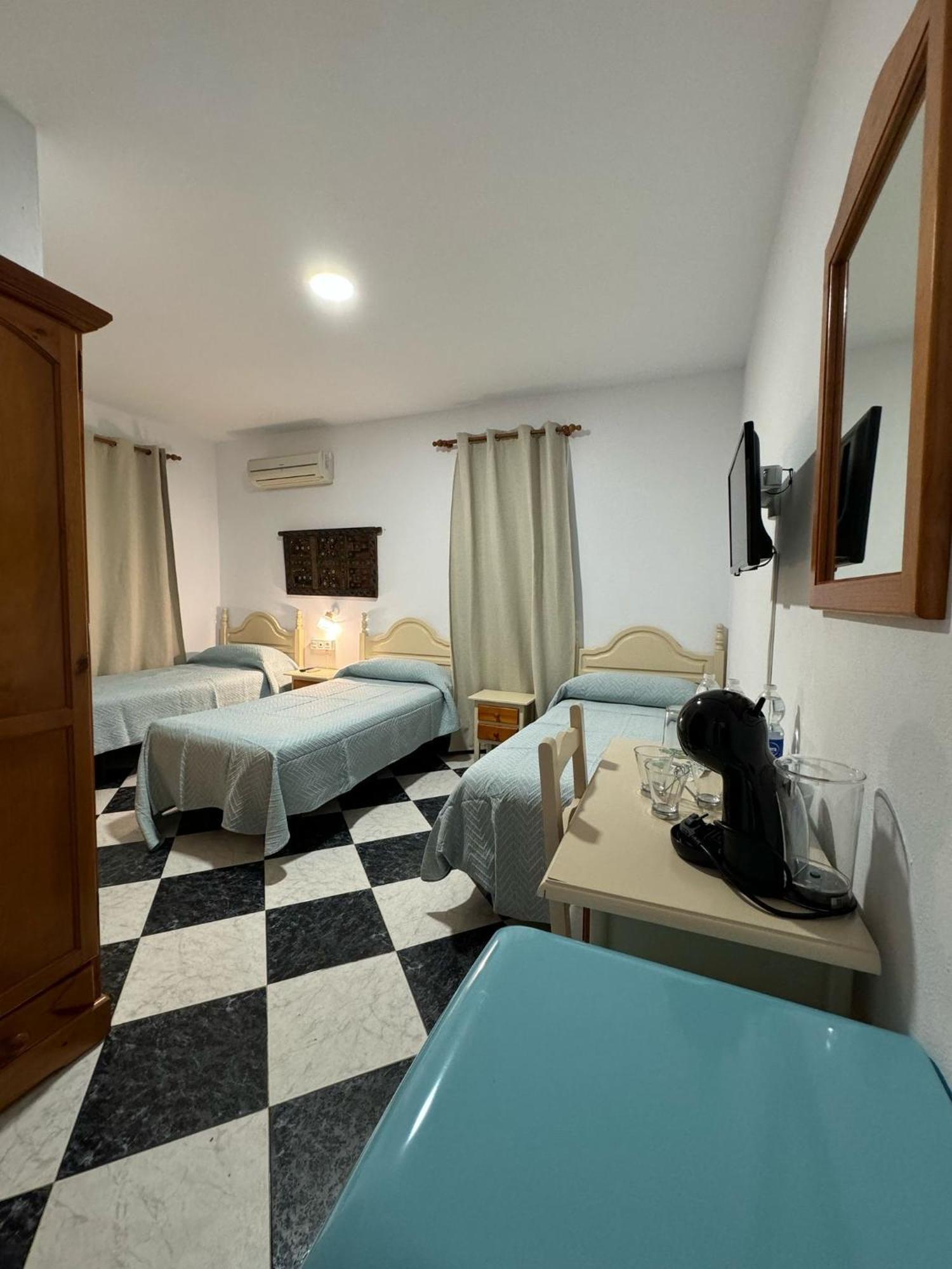 Hostal Del Faro 콘일데라프론테라 외부 사진