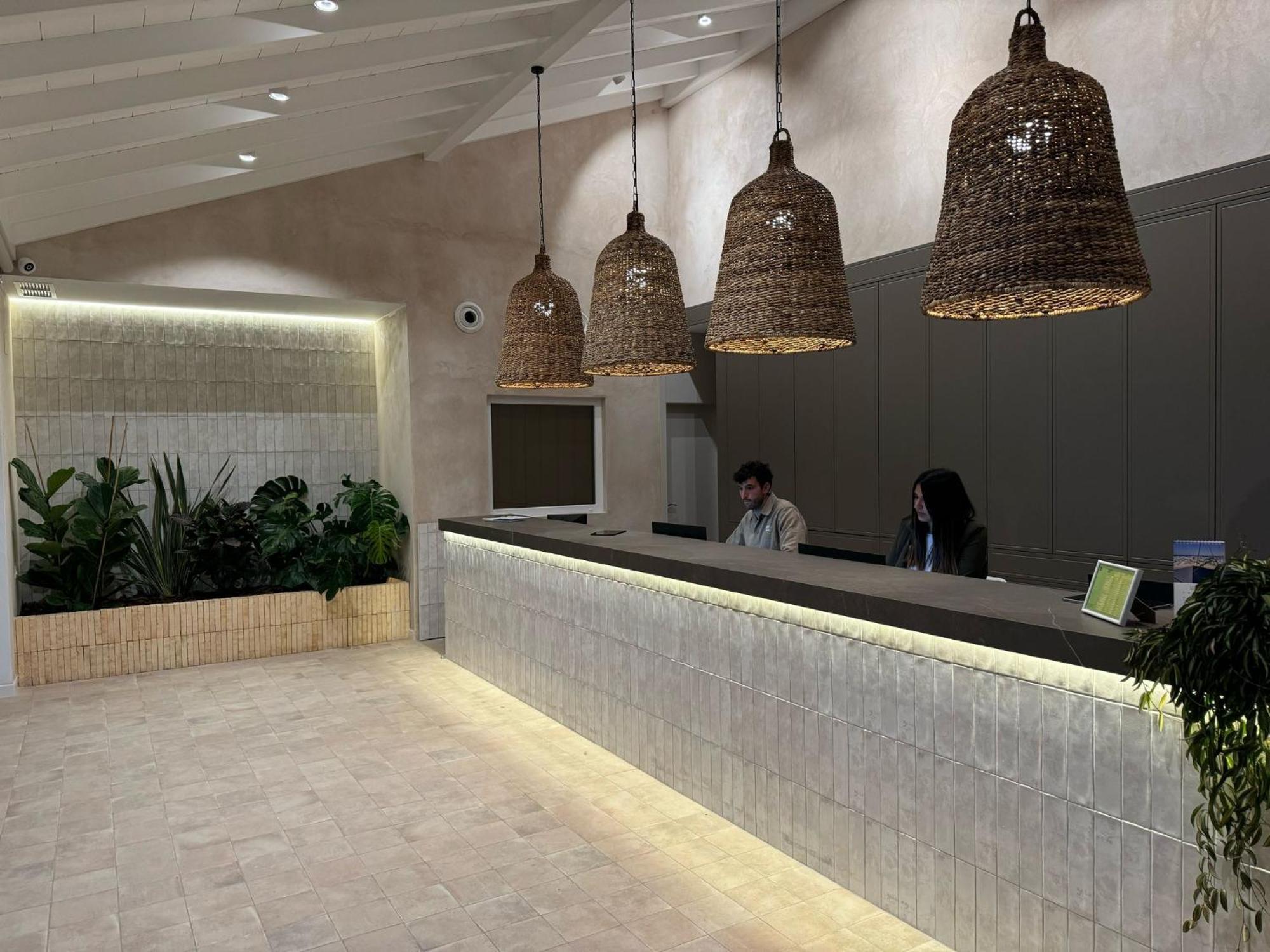Hostal Del Faro 콘일데라프론테라 외부 사진