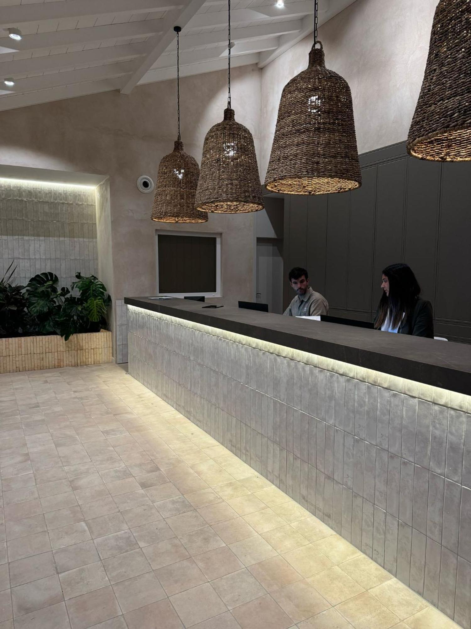 Hostal Del Faro 콘일데라프론테라 외부 사진